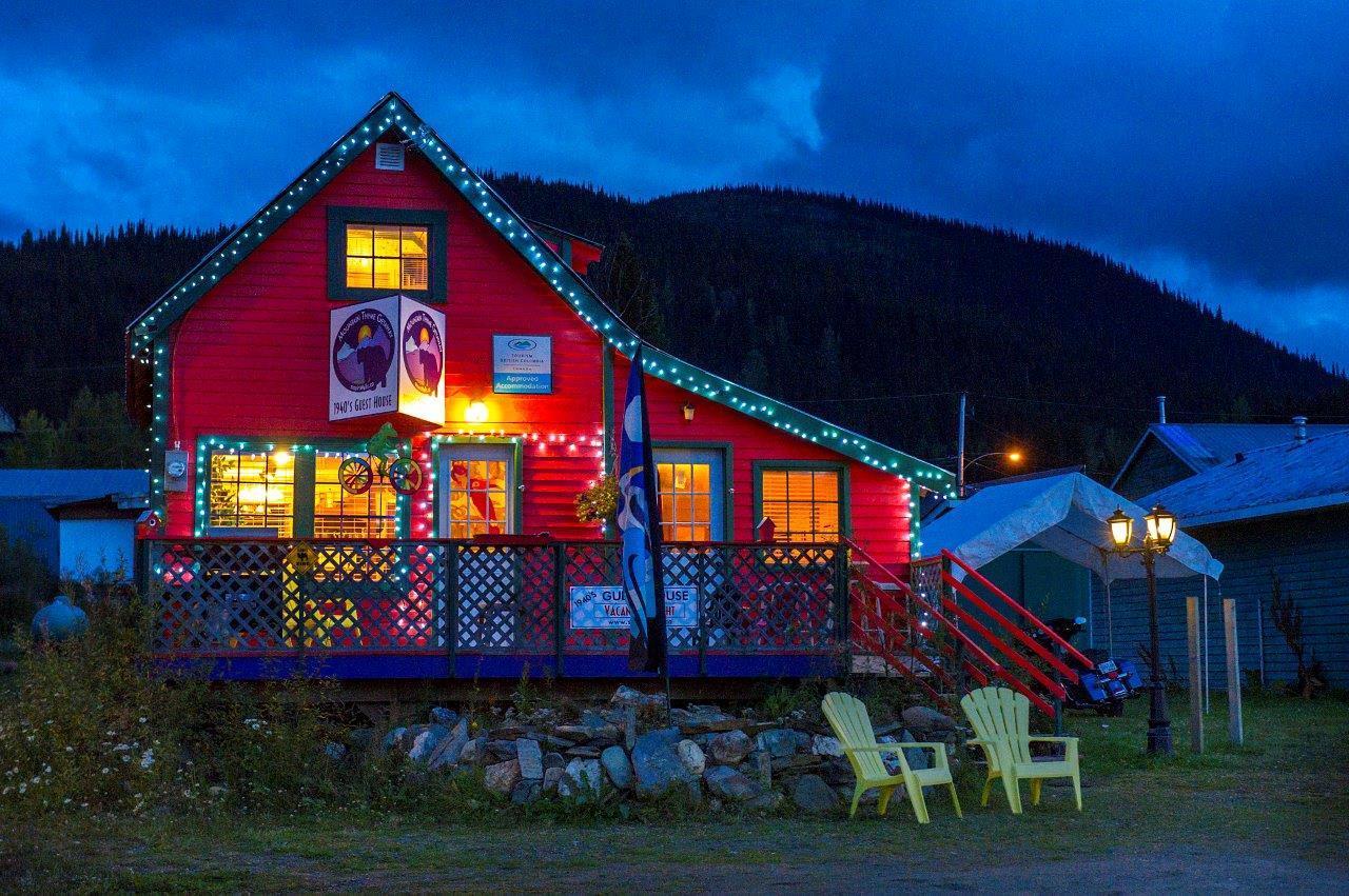 ホテル Mountain Thyme Getaway Barkerville エクステリア 写真